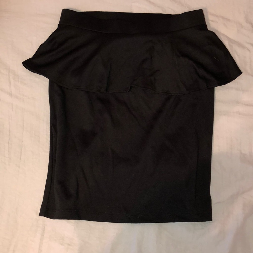 Black pencil skirt